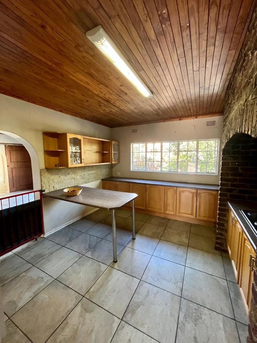 4 Bedroom Property for Sale in Flamwood North West